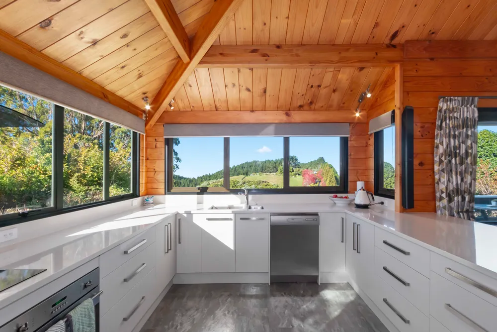 Photos of 438 Pinnacle Hill Road