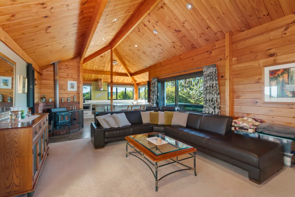 Photos of 438 Pinnacle Hill Road