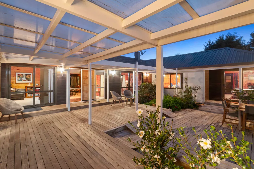 Photos of 438 Pinnacle Hill Road