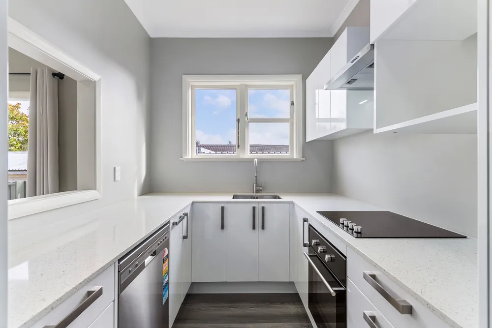 Photos of 2C Tararua Street