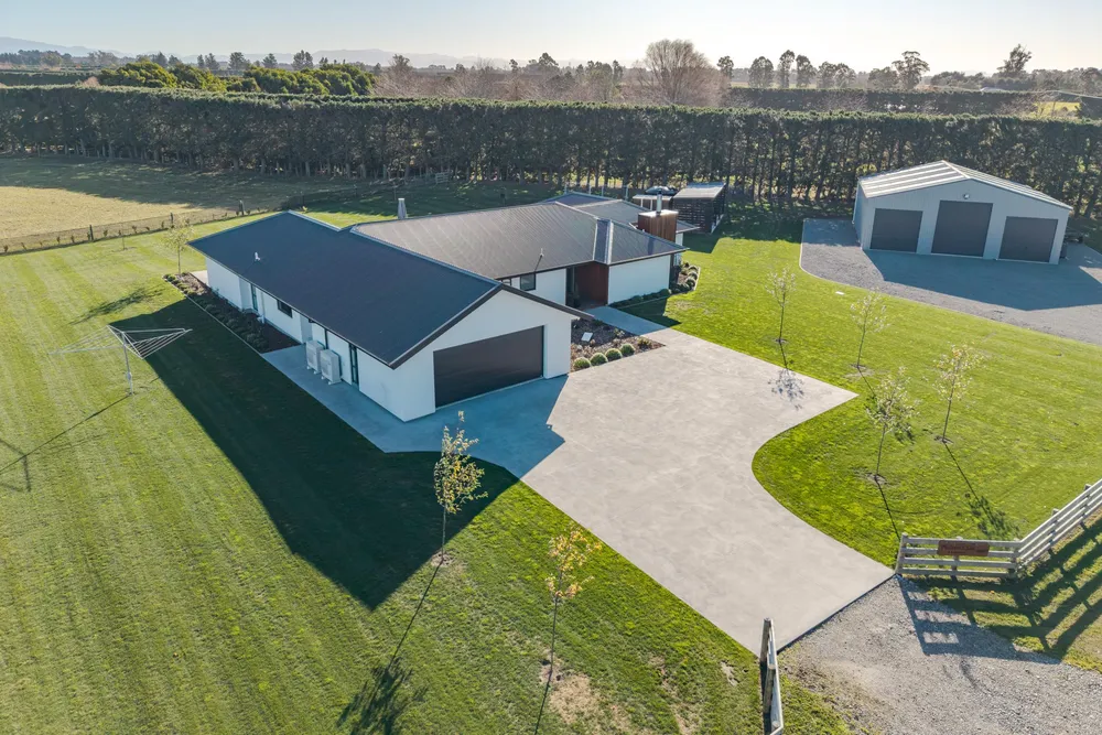 Photos of 37 Bradley Road
