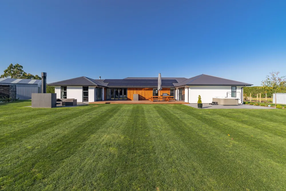 Photos of 37 Bradley Road