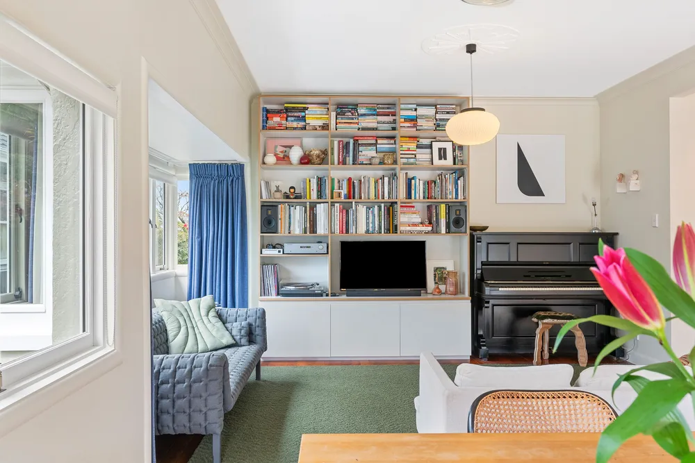Photos of 75 Owairaka Avenue
