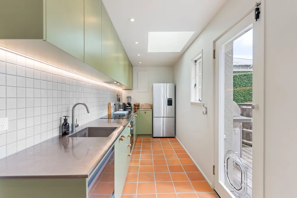 Photos of 75 Owairaka Avenue