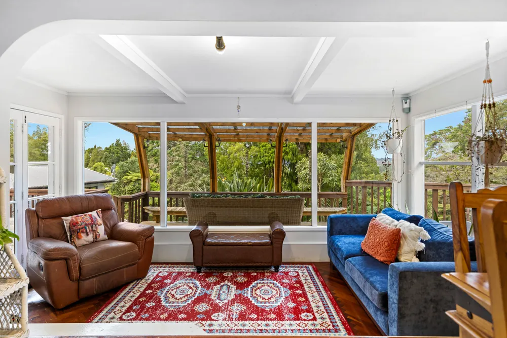 Photos of 38 Bush Road
