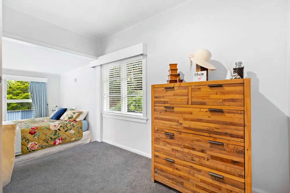 Photos of 38 Bush Road
