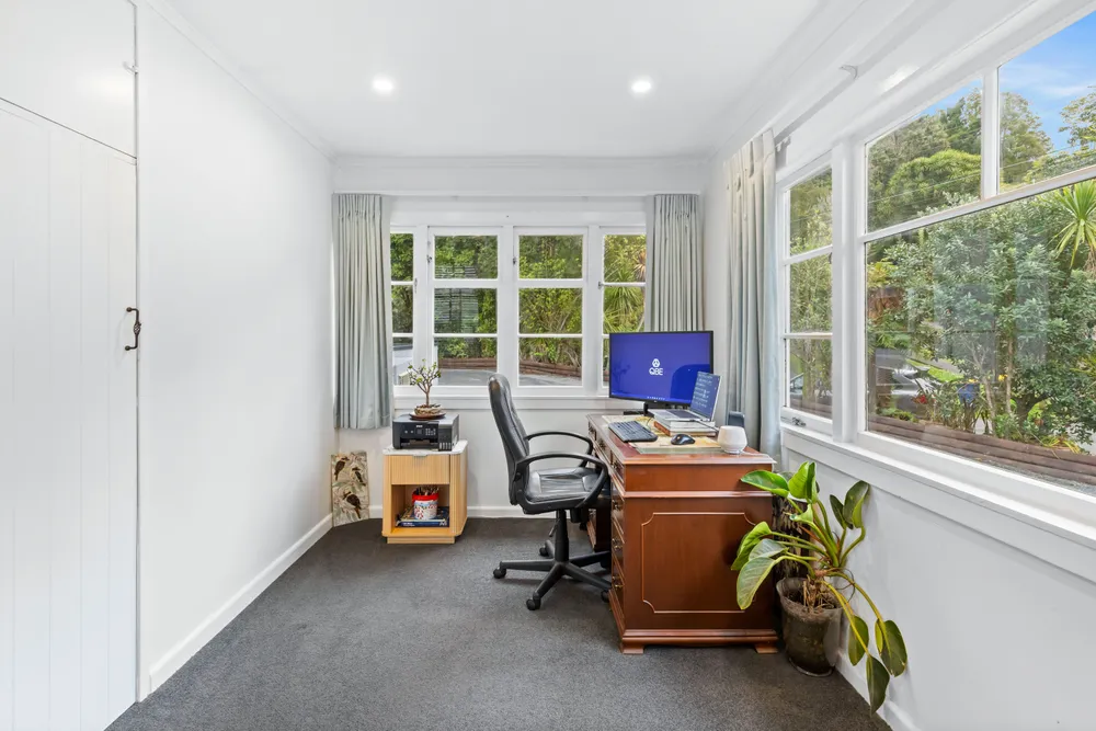 Photos of 38 Bush Road