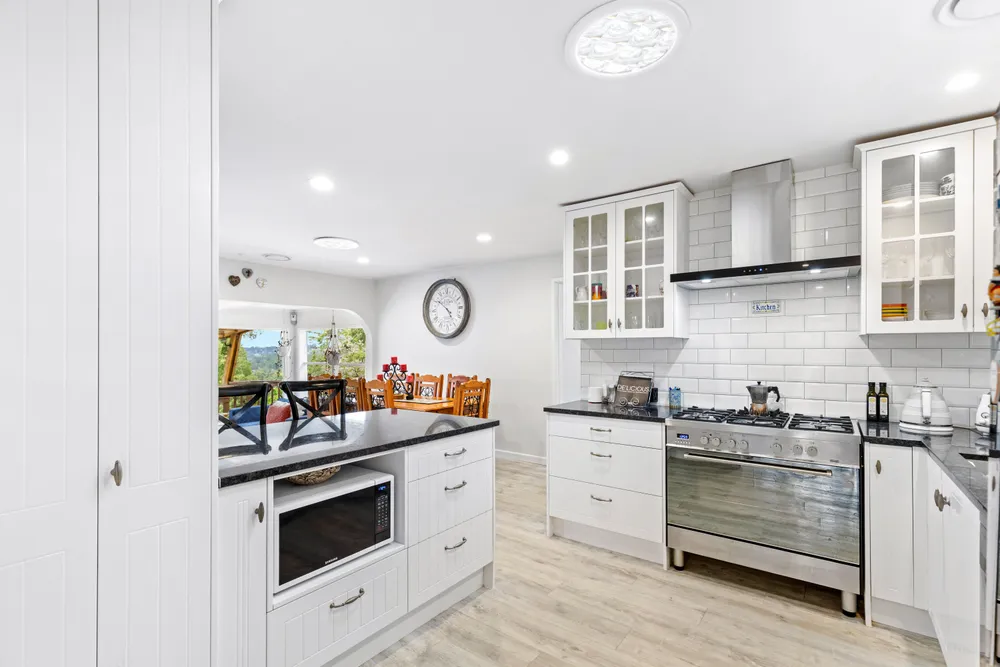 Photos of 38 Bush Road