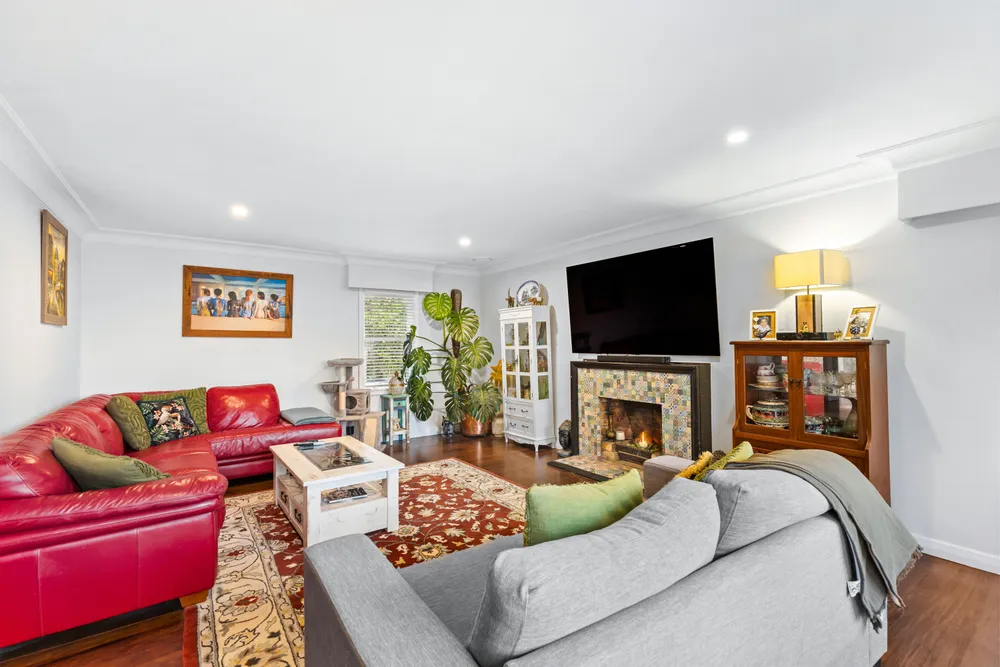 Photos of 38 Bush Road