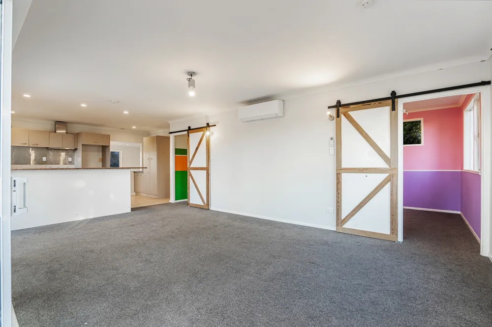 Photos of 26 Cedar Terrace