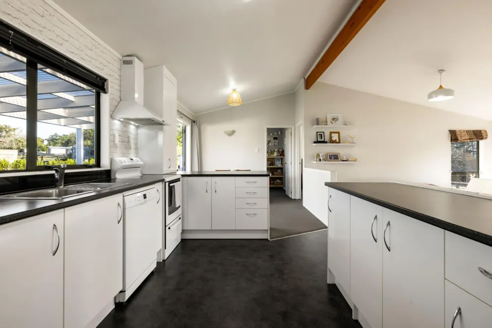 Photos of 89 Burbush Road