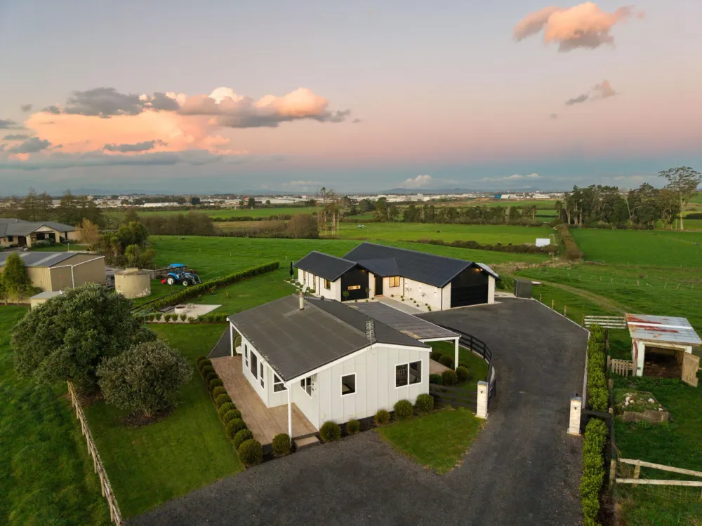 Photos of 89 Burbush Road