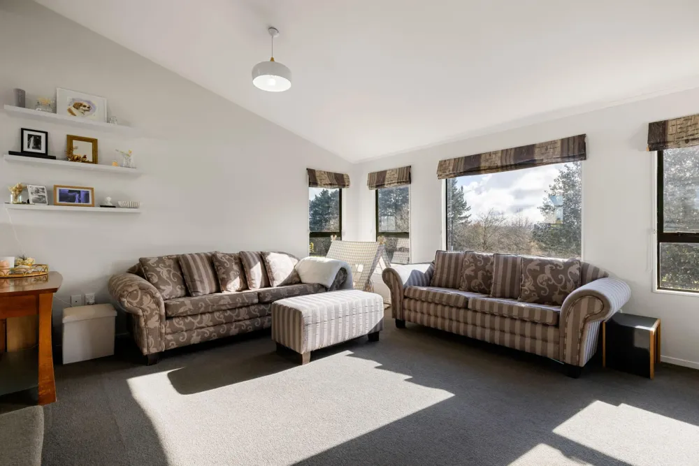 Photos of 89 Burbush Road