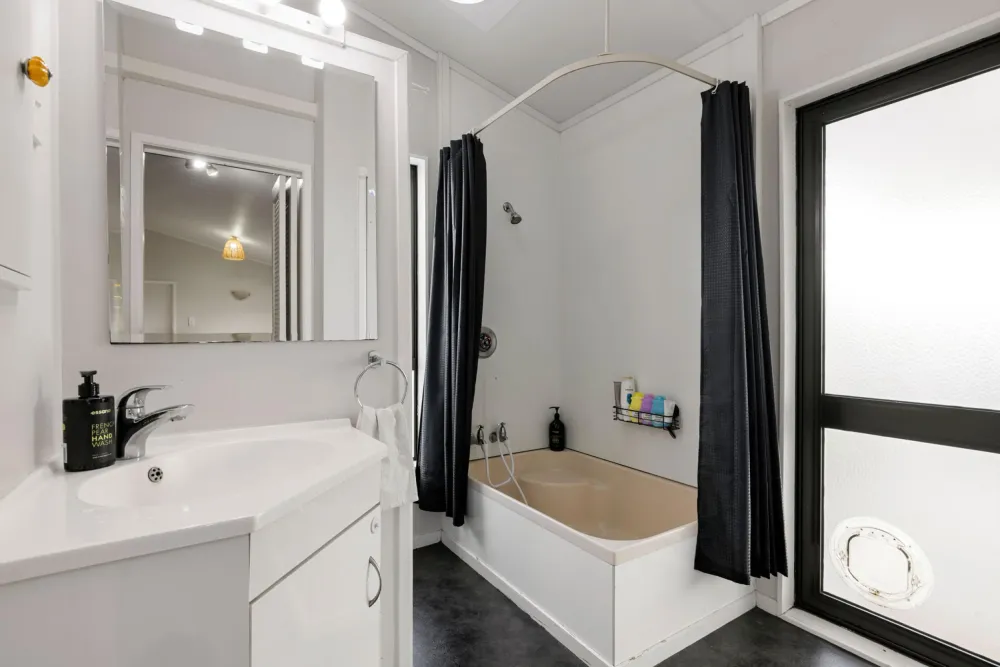 Photos of 89 Burbush Road