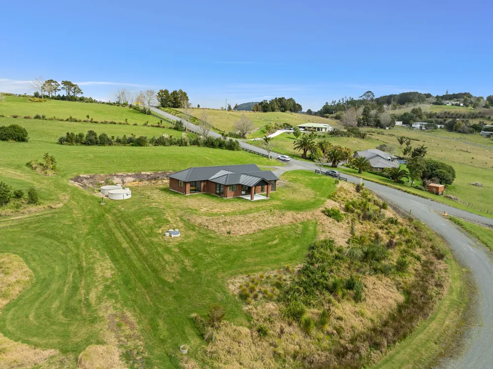 Photos of 14 Riversong Road