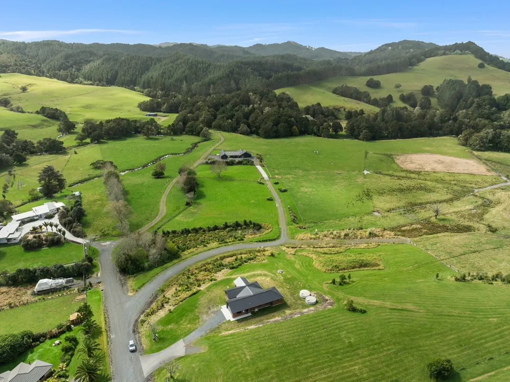 Photos of 14 Riversong Road