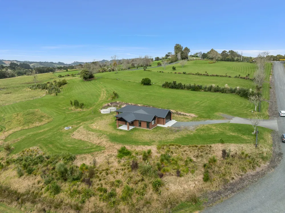 Photos of 14 Riversong Road