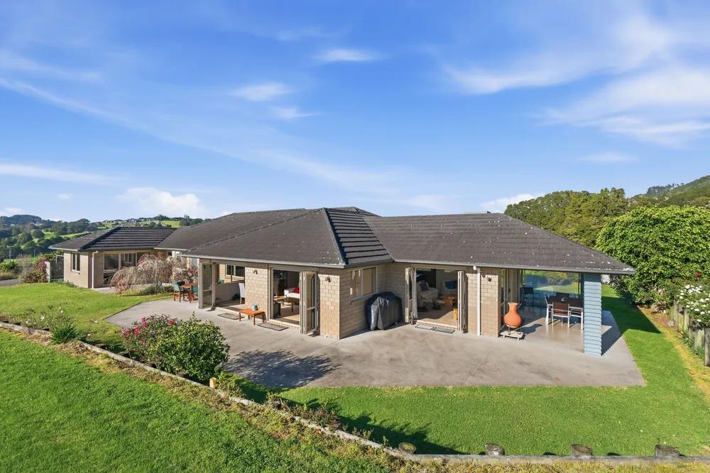 Photos of 630 Crane Road