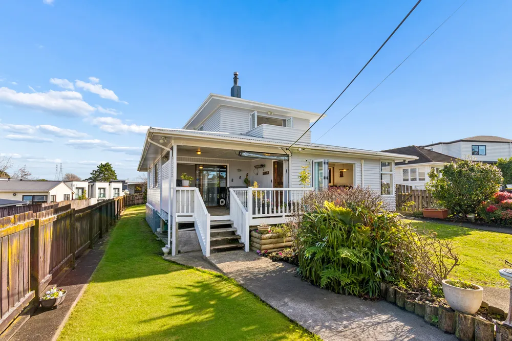 Photos of 64 Titoki Street