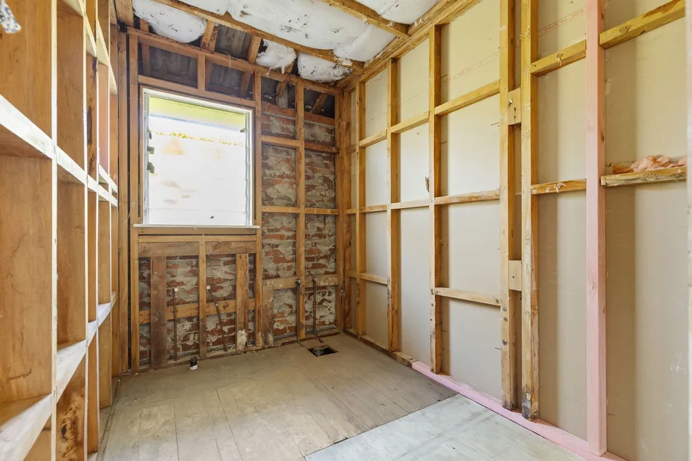 Photos of 8 Shortt Avenue