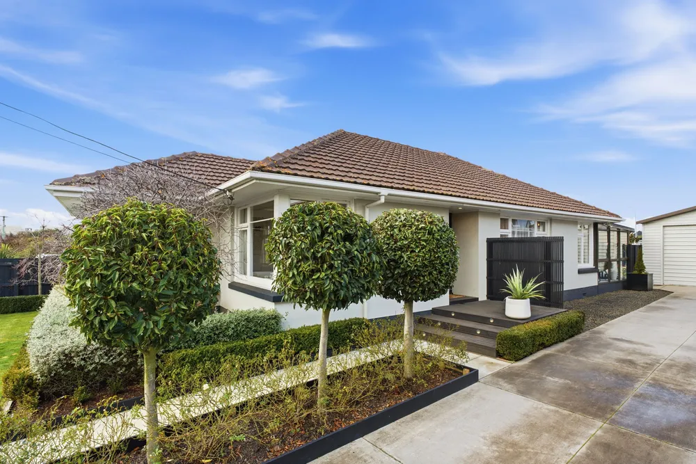 Photos of 2 Sabina Street