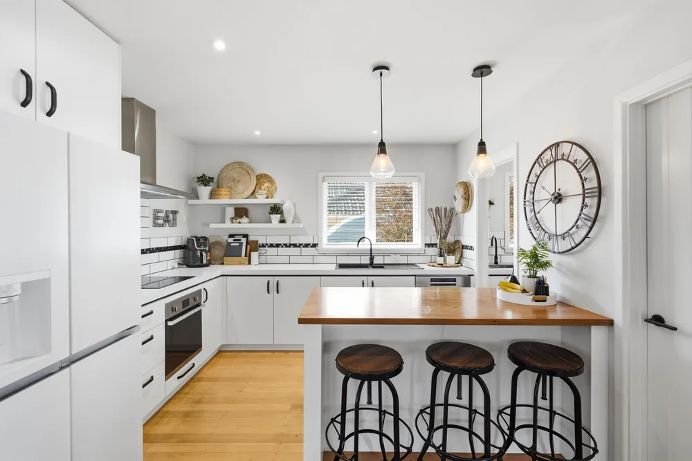 Photos of 2 Sabina Street