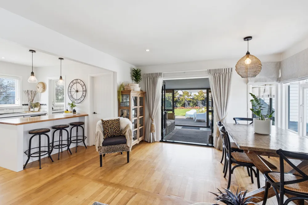 Photos of 2 Sabina Street