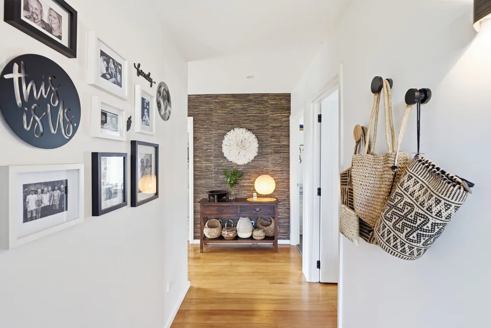 Photos of 2 Sabina Street