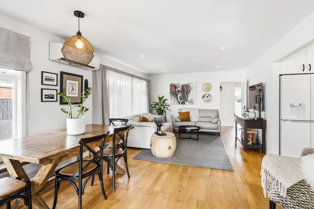 Photos of 2 Sabina Street