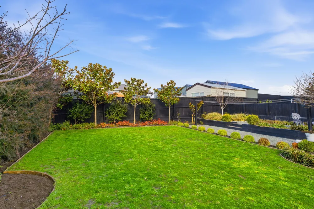 Photos of 2 Sabina Street