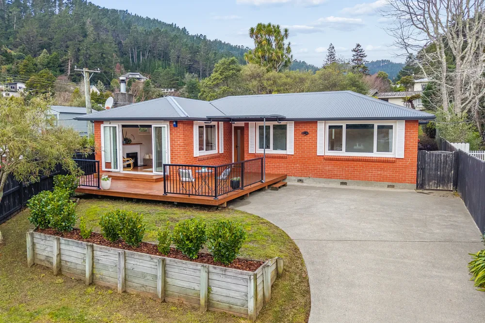 Photos of 12 Forest Road