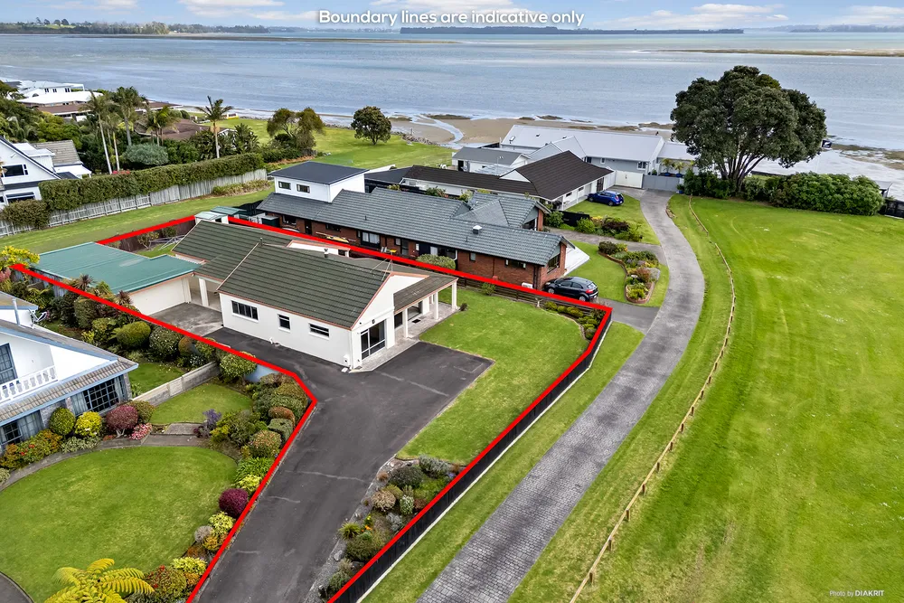 Photos of 23 Kiriwai Place