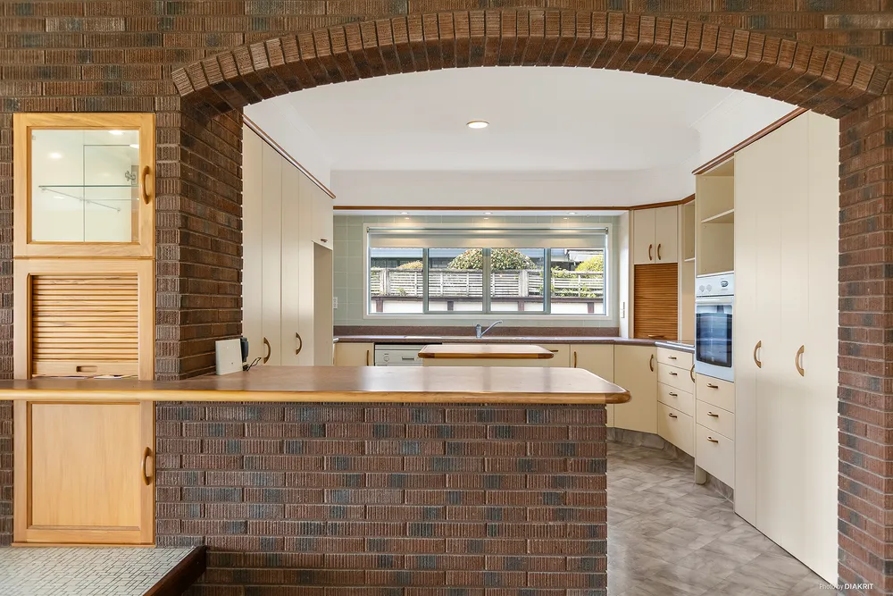 Photos of 23 Kiriwai Place