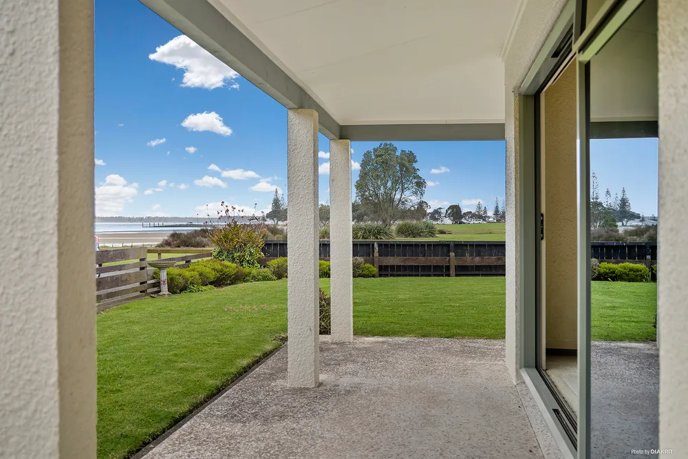 Photos of 23 Kiriwai Place