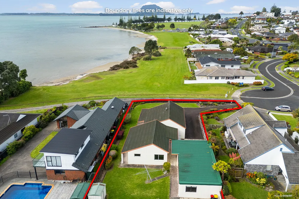 Photos of 23 Kiriwai Place