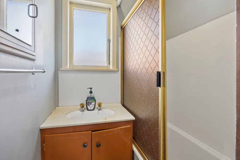 Photos of 316 Great North Road