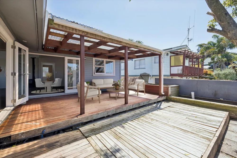 Photos of 87 Churchill Road