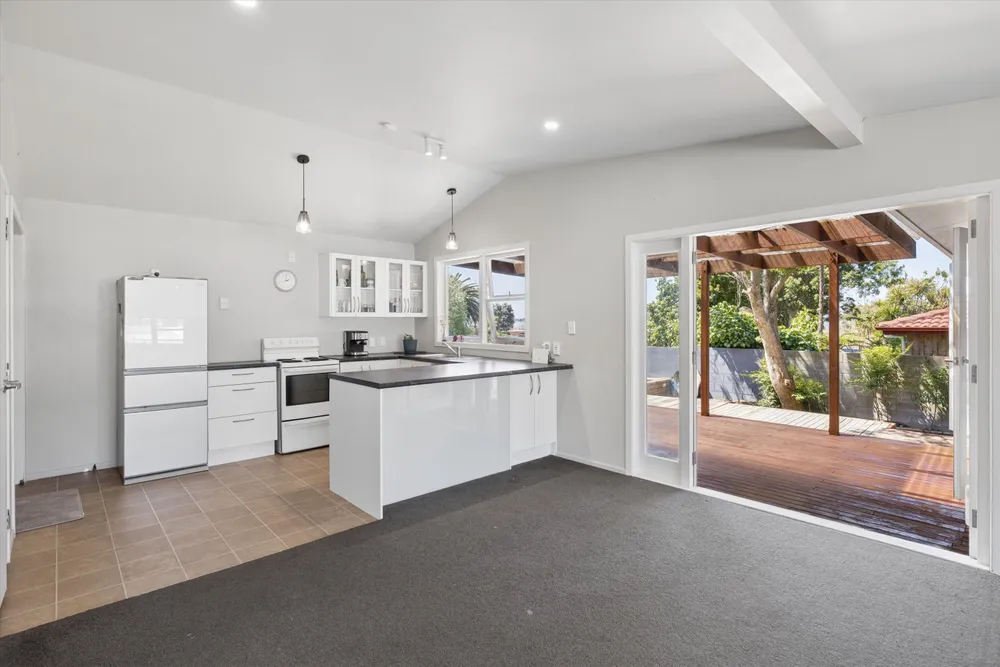 Photos of 87 Churchill Road