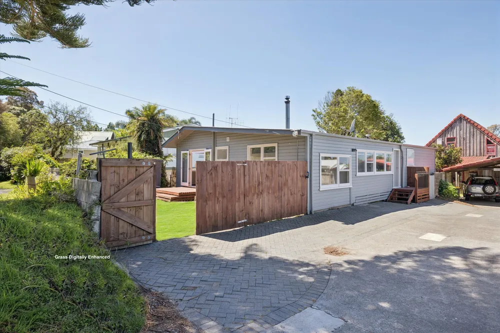 Photos of 87 Churchill Road