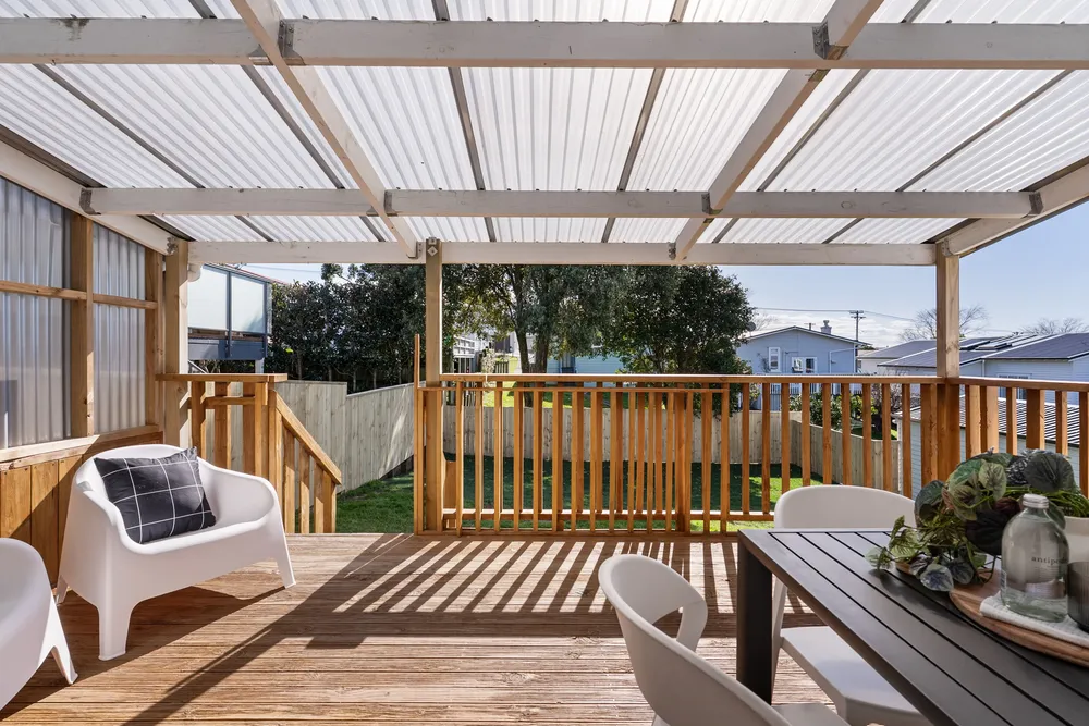 Photos of 42 Warwick Avenue