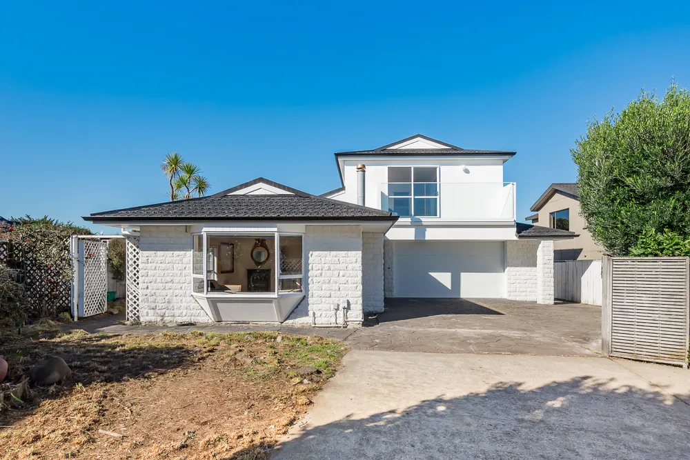 Photos of 8a Falla Street