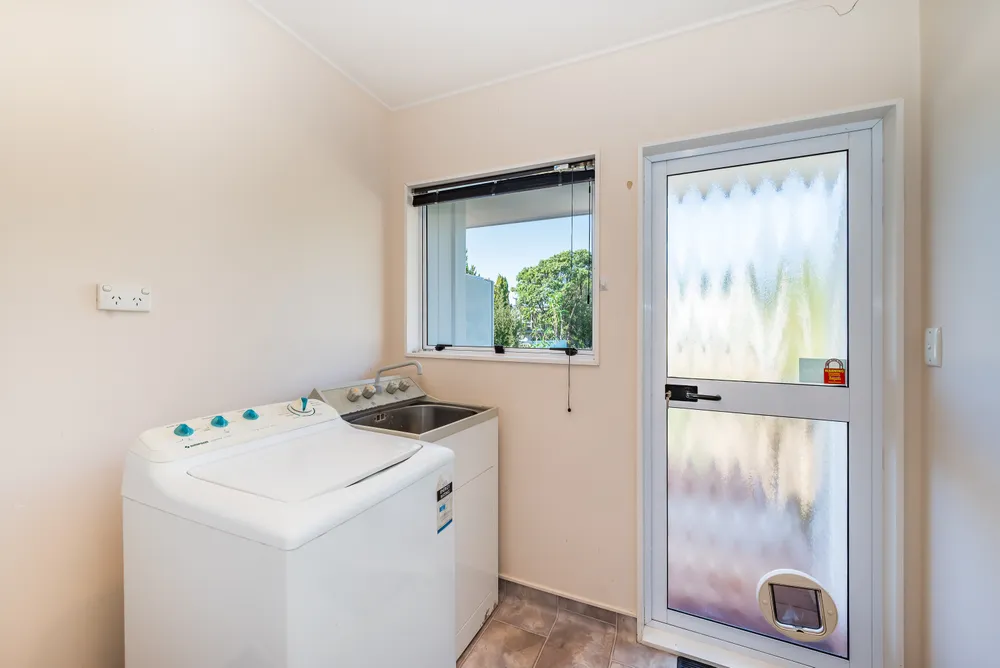 Photos of 8a Falla Street