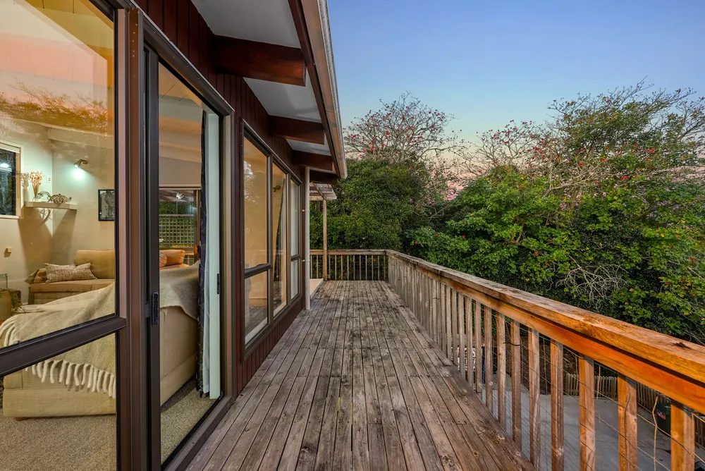 Photos of 504 Beach Road