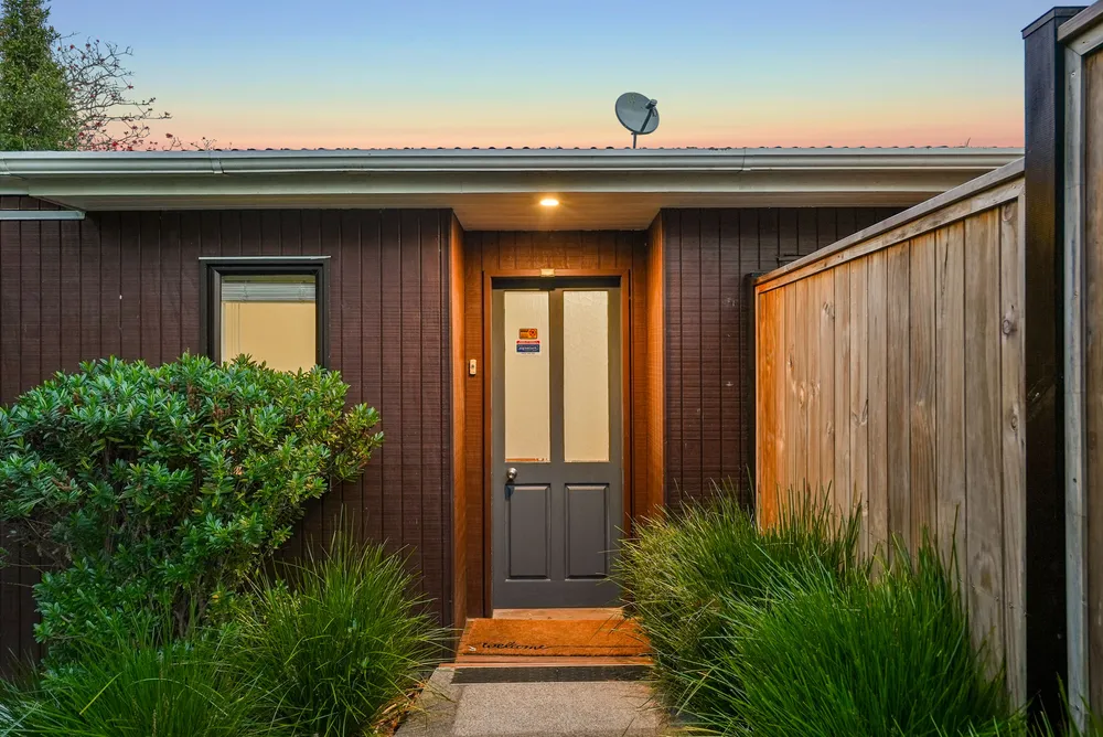Photos of 504 Beach Road