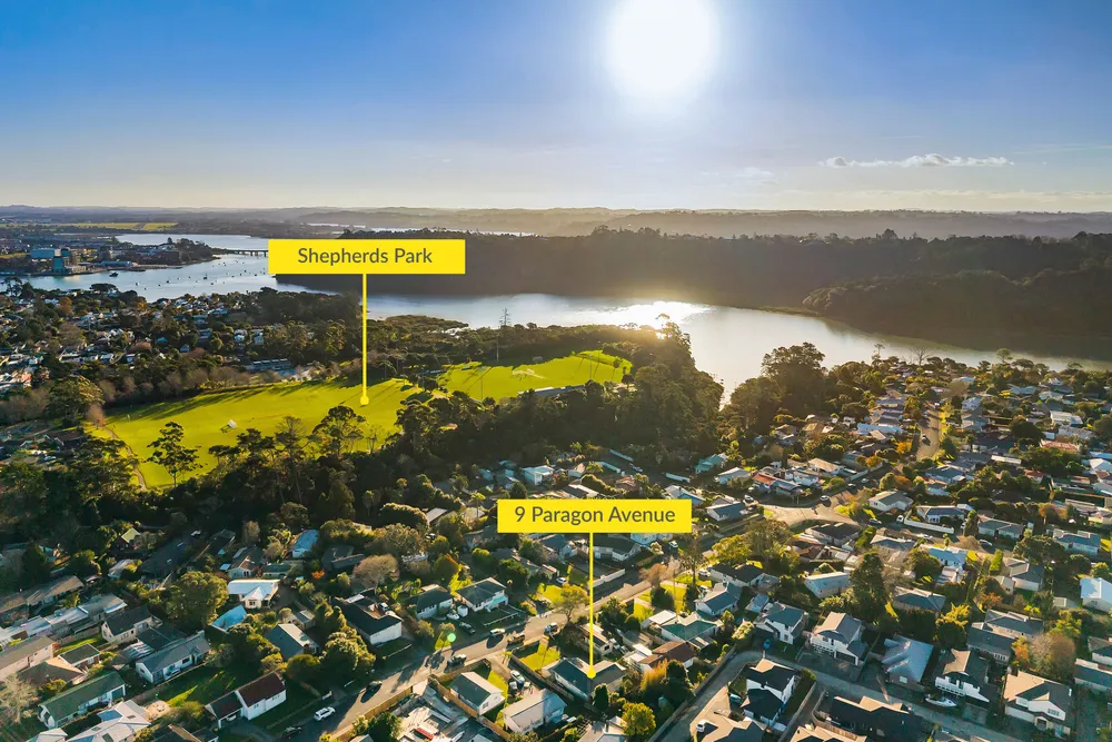 Photos of 9 Paragon Avenue