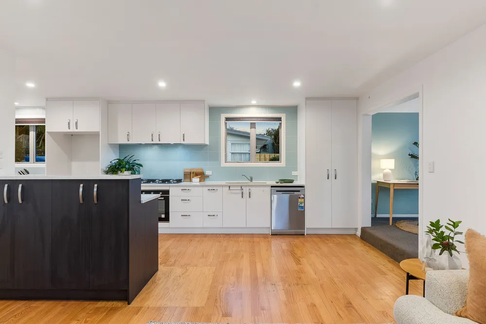 Photos of 9 Paragon Avenue
