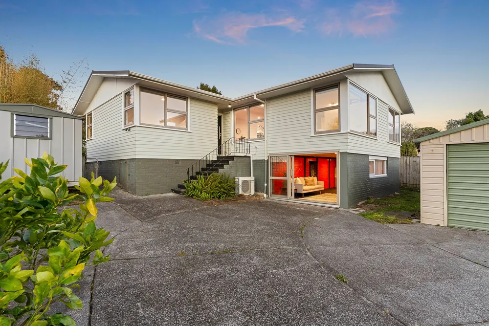 Photos of 9 Paragon Avenue