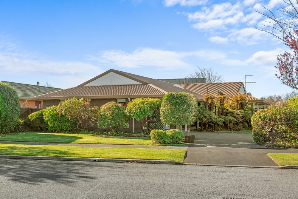 Photos of 71 Westlake Drive