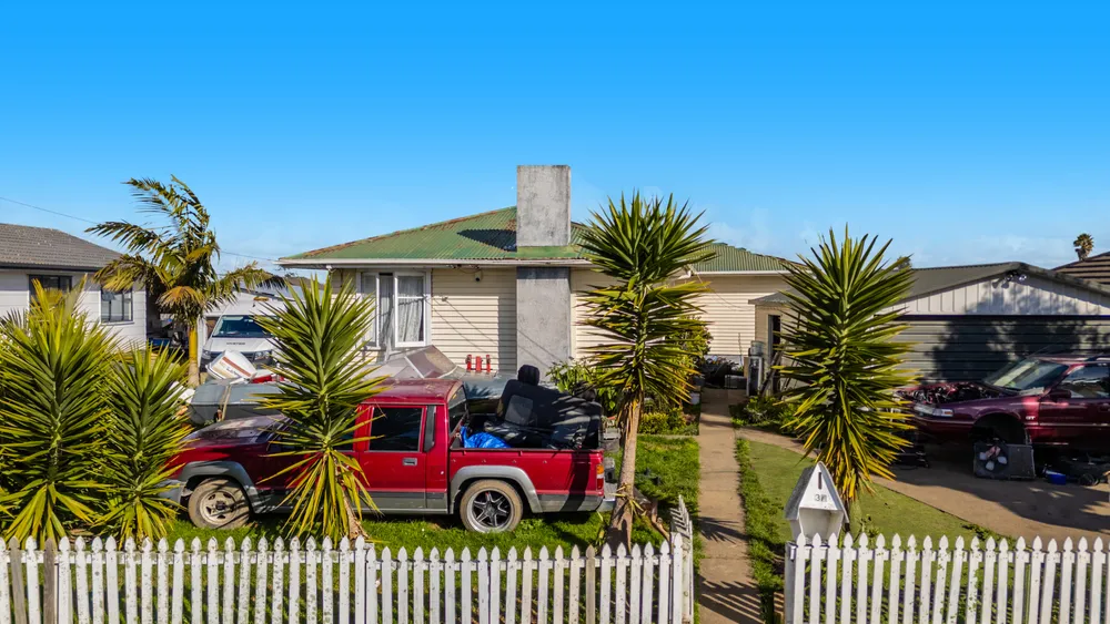 Photos of 37 Plumley Crescent
