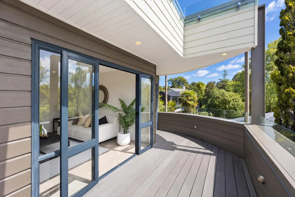 Photos of 23 Shore Road